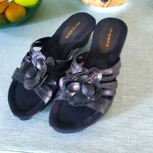 Easy Spirit Slip On Sandals Size 6.5M